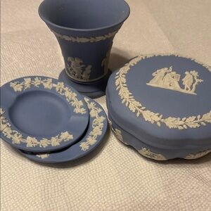 Wedgwood Blue and White Decorative Set Jasper wear blue